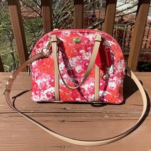 Gorgeous Coach bag classic